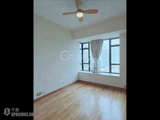 Mid Levels Central - Fairlane Tower 07