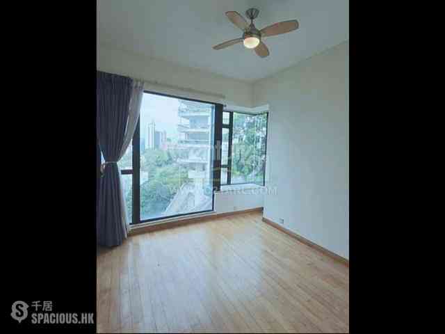 Mid Levels Central - Fairlane Tower 09