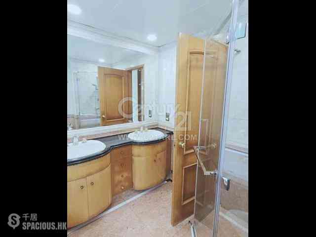 Mid Levels Central - Fairlane Tower 10