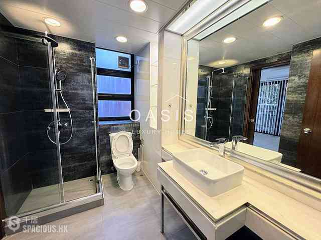 Repulse Bay - The Somerset 15