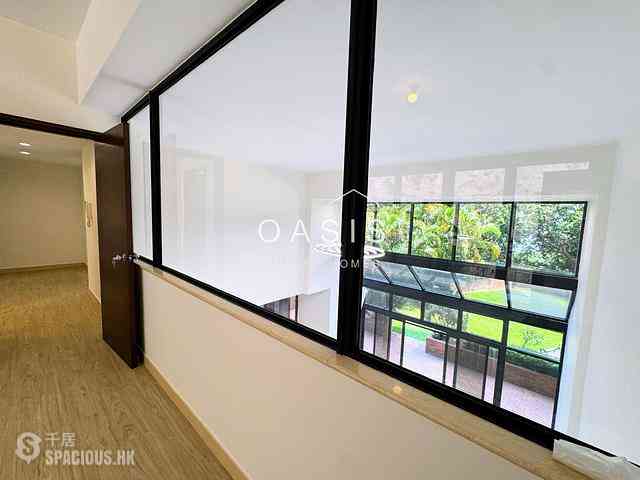 Repulse Bay - The Somerset 17
