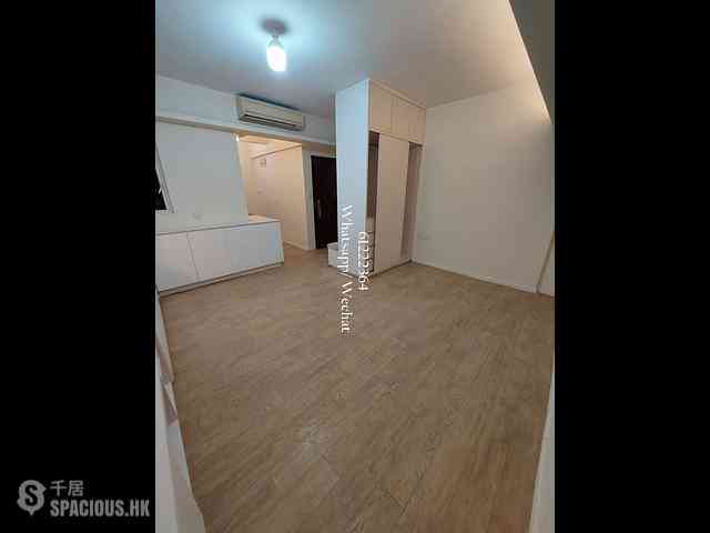 Sai Ying Pun - 2B, Second Street 18