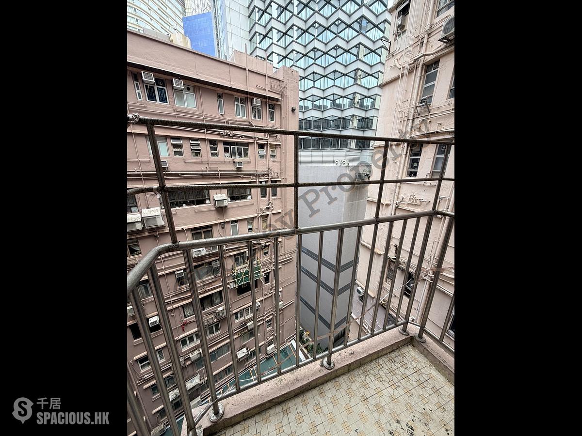 Tsim Sha Tsui - Ocean View Court 01