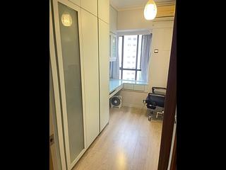 Mid Levels Central - Elegant Terrace 10