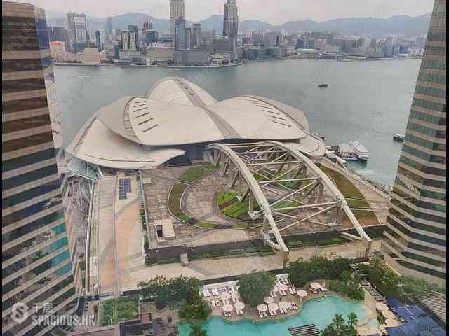 Wan Chai - Convention Plaza Apartments 02