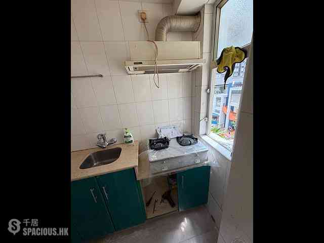 Sai Ying Pun - Hing Wah House 06
