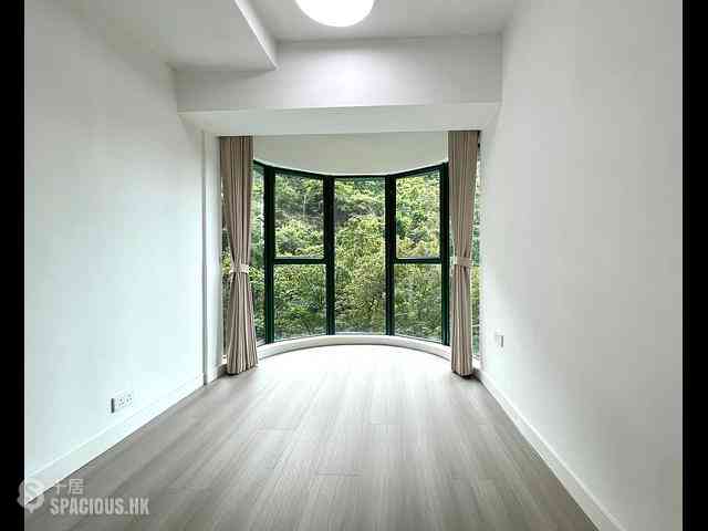 Mid Levels Central - Hillsborough Court Block 2 02