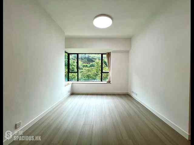 Mid Levels Central - Hillsborough Court Block 2 03