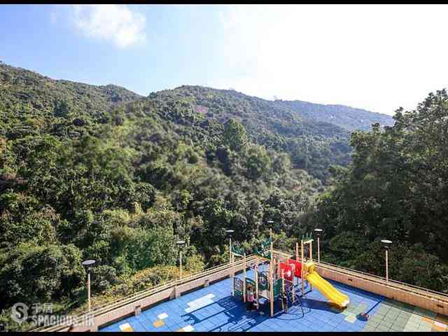 Tai Hang - Ronsdale Garden 02