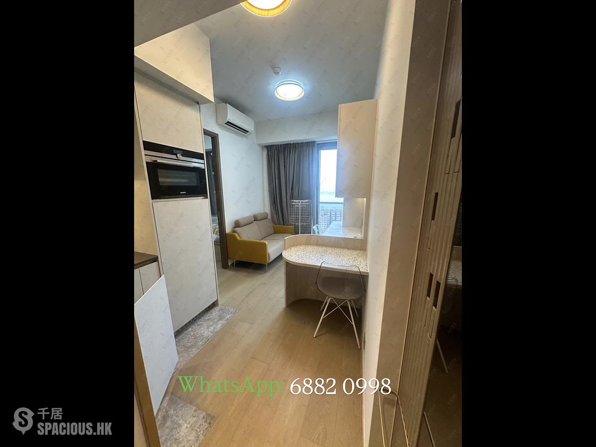Sai Ying Pun - 15 Western Street 01