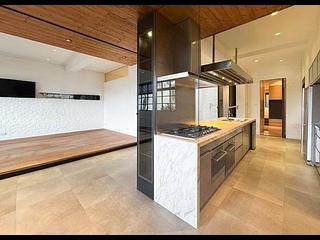 Happy Valley - Sanitarian Apartments 04