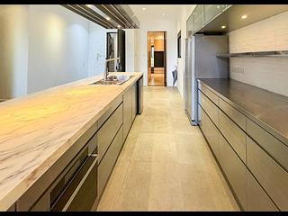 Happy Valley - Sanitarian Apartments 12
