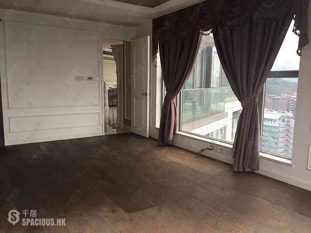 Sai Ying Pun - The Summa Block 1 08