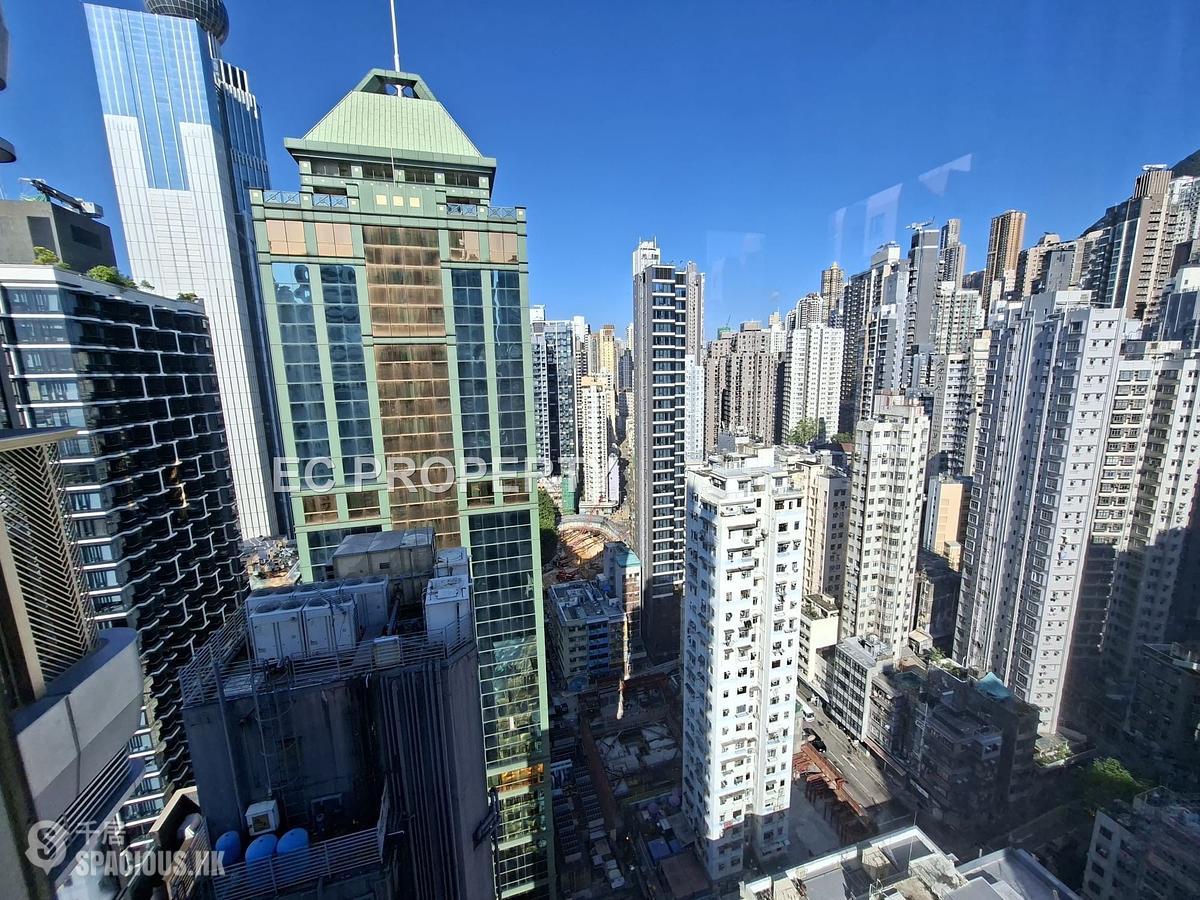 Sai Ying Pun - Des Voeux W Residence 01