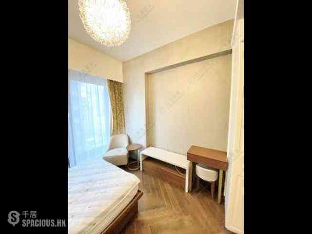 Shek Tong Tsui - One South Lane 04