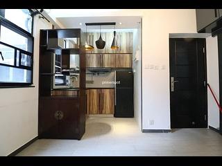 Wan Chai - Yen Men Building 07