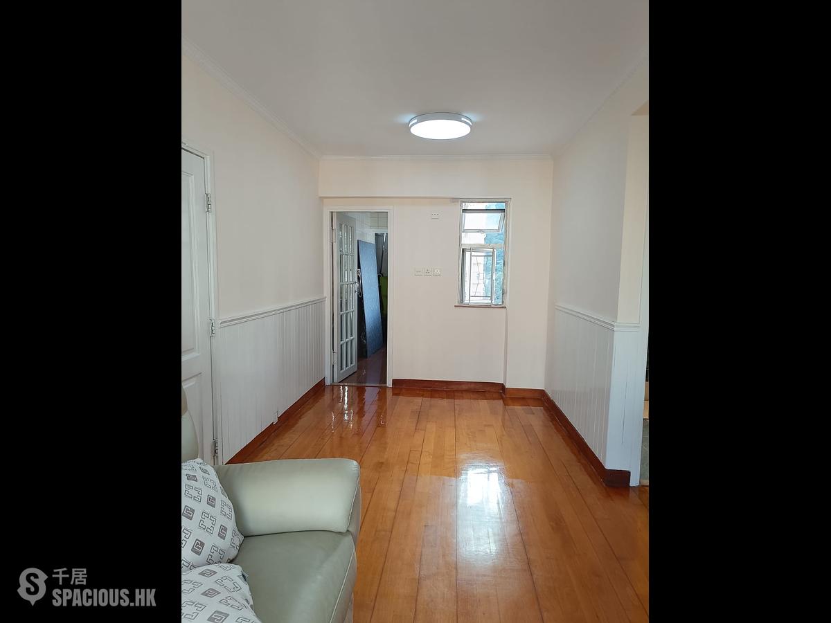 Shau Kei Wan - Lei King Mansion 01