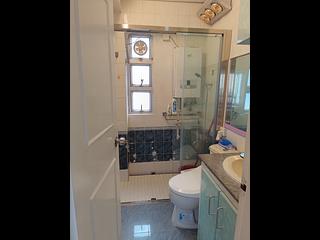 Shau Kei Wan - Lei King Mansion 03