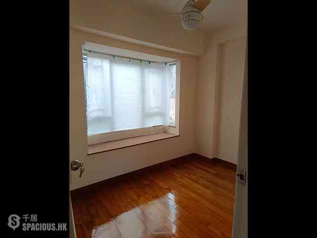 Shau Kei Wan - Lei King Mansion 06