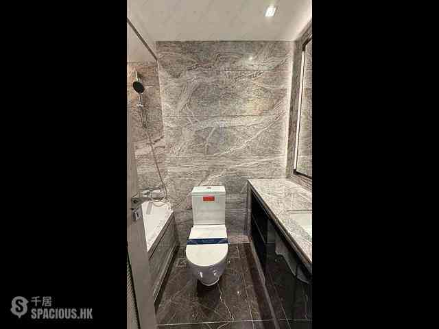 Wong Chuk Hang - The Southside Phase 3B Blue Coast Tower 2A 03