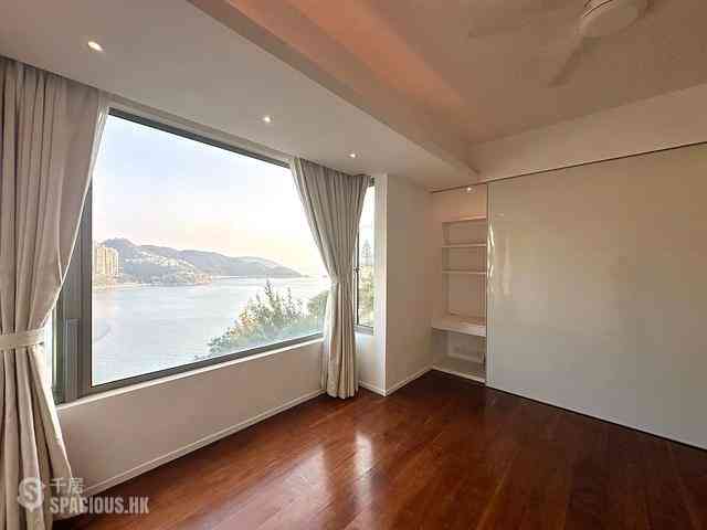 Repulse Bay - The Beachfront 06