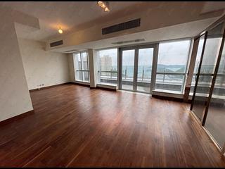 Wong Chuk Hang - Marinella Block 2 02