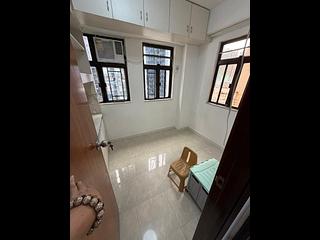 Tai Kok Tsui - Cosmopolitan Estates Tai Wai Building (Block L) 02