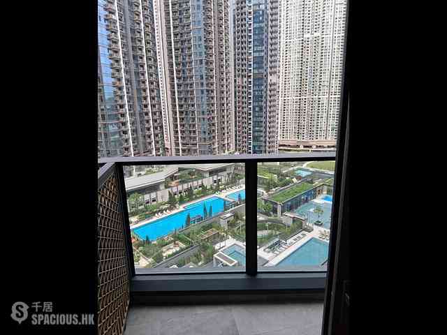 Lohas Park - Lohas Park Phase 12C Grand Seasons Tower 1A 03