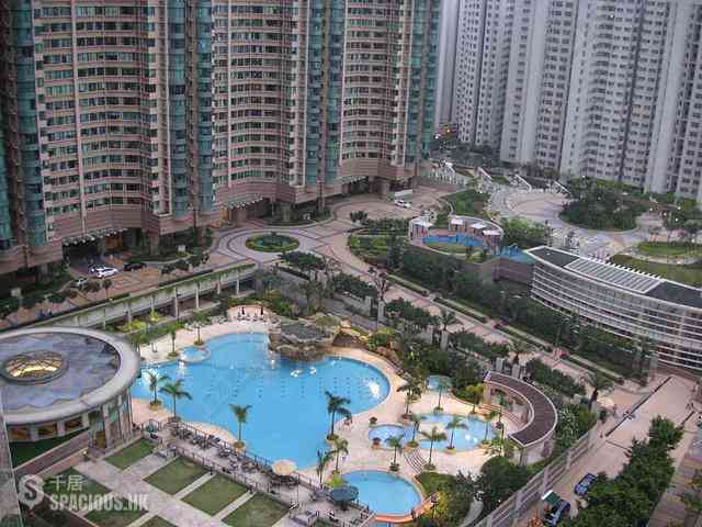 Tai Kok Tsui - Park Avenue 01