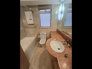 West Kowloon - The Waterfront Phase 1 Block 2 06