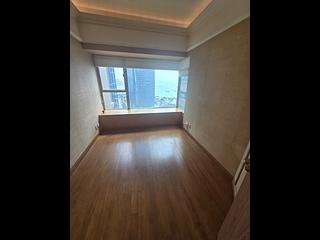 West Kowloon - The Waterfront Phase 1 Block 2 07