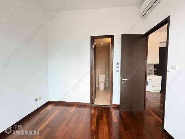 Wan Chai - J Residence 04