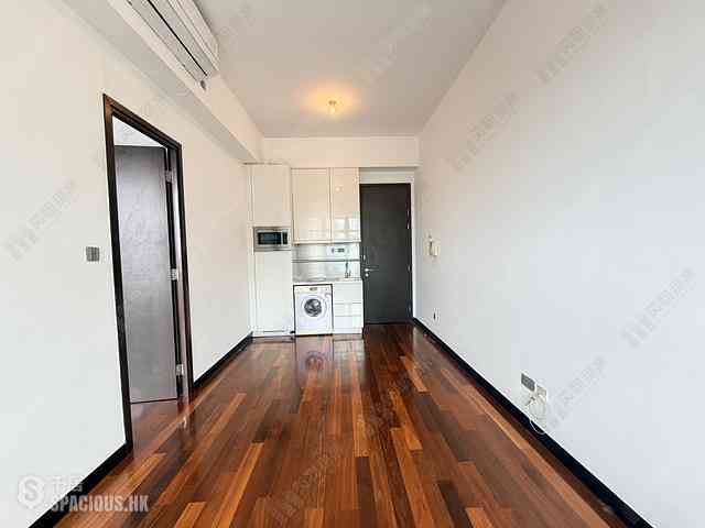 Wan Chai - J Residence 09