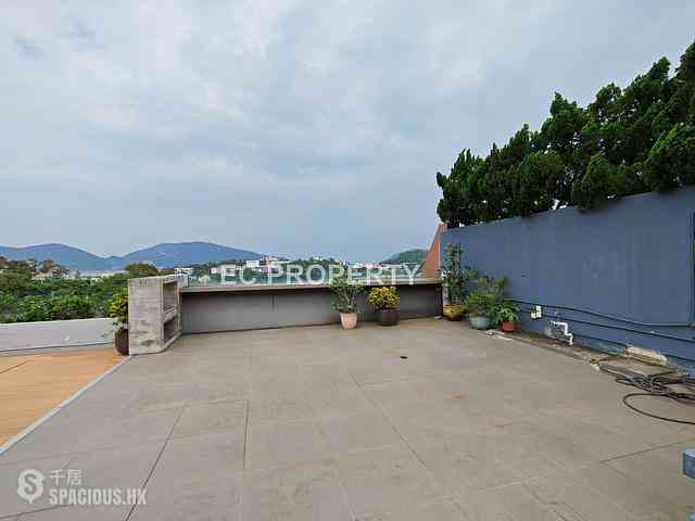 Chung Hom Kok - Cypresswaver Villas 04