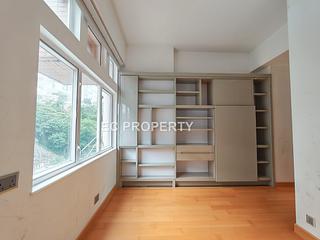 Chung Hom Kok - Cypresswaver Villas 14