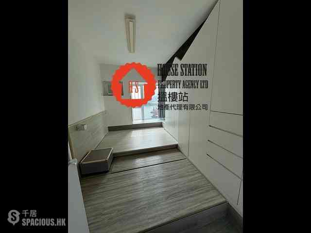 Tai Kok Tsui - The Long Beach Tower 9 10