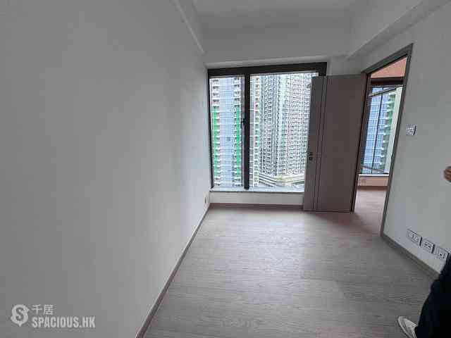 Wong Chuk Hang - The Southside Phase 3C Blue Coast II Tower 5 02