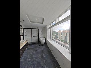 Wong Chuk Hang - Marinella Block 2 14