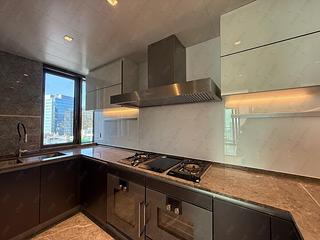 Wong Chuk Hang - The Southside Phase 3B Blue Coast Tower 1A 02
