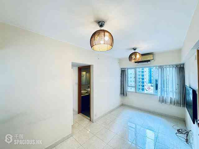 Wan Chai - Silvervale Mansion 04