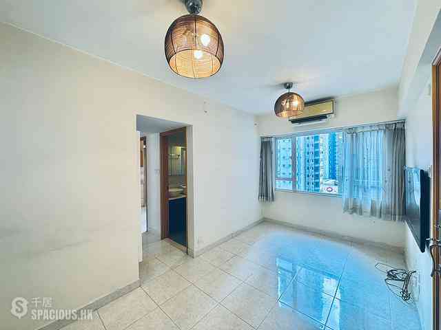 Wan Chai - Silvervale Mansion 01