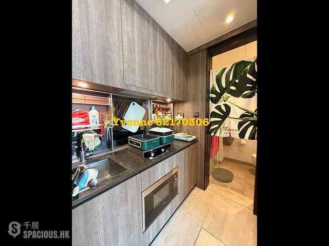 Shek Tong Tsui - Novum West 13