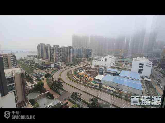 Tseung Kwan O - The Wings IIIB 01