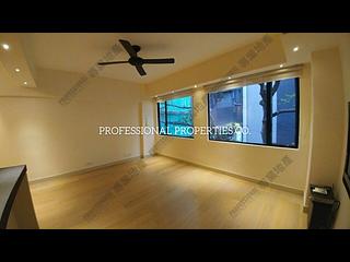 Mid Levels Central - Sun Fat Building 04