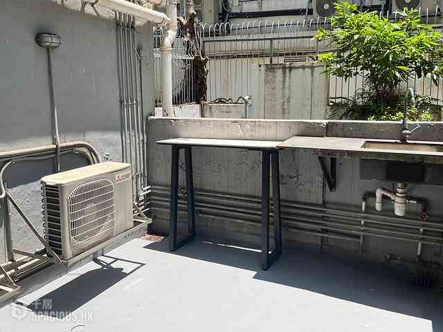 Sheung Wan - 256-258, Hollywood Road 01