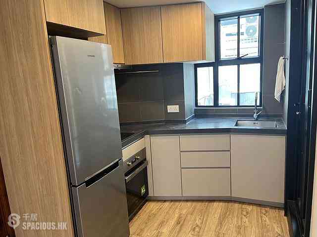 Sheung Wan - 256-258, Hollywood Road 06