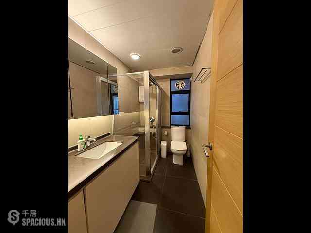 Mid Levels Central - Robinson Heights 05