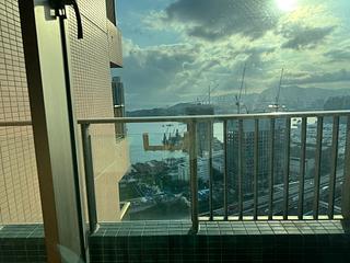 Tai Kok Tsui - Harbour Green 03