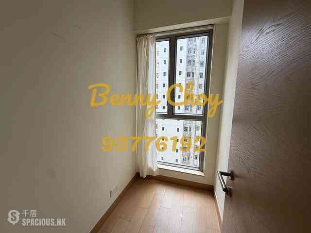 Sai Ying Pun - Island Crest Block 2 11