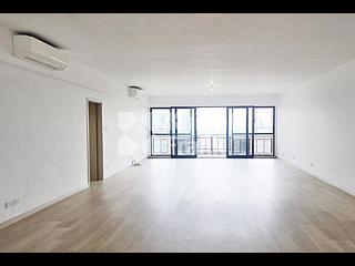 Mid Levels Central - Clovelly Court 02
